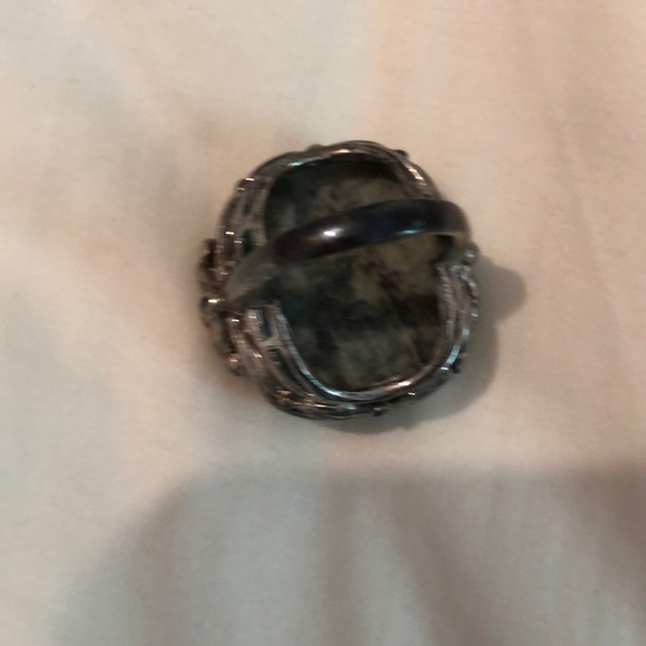 Statement piece ring - Picture 2 of 3